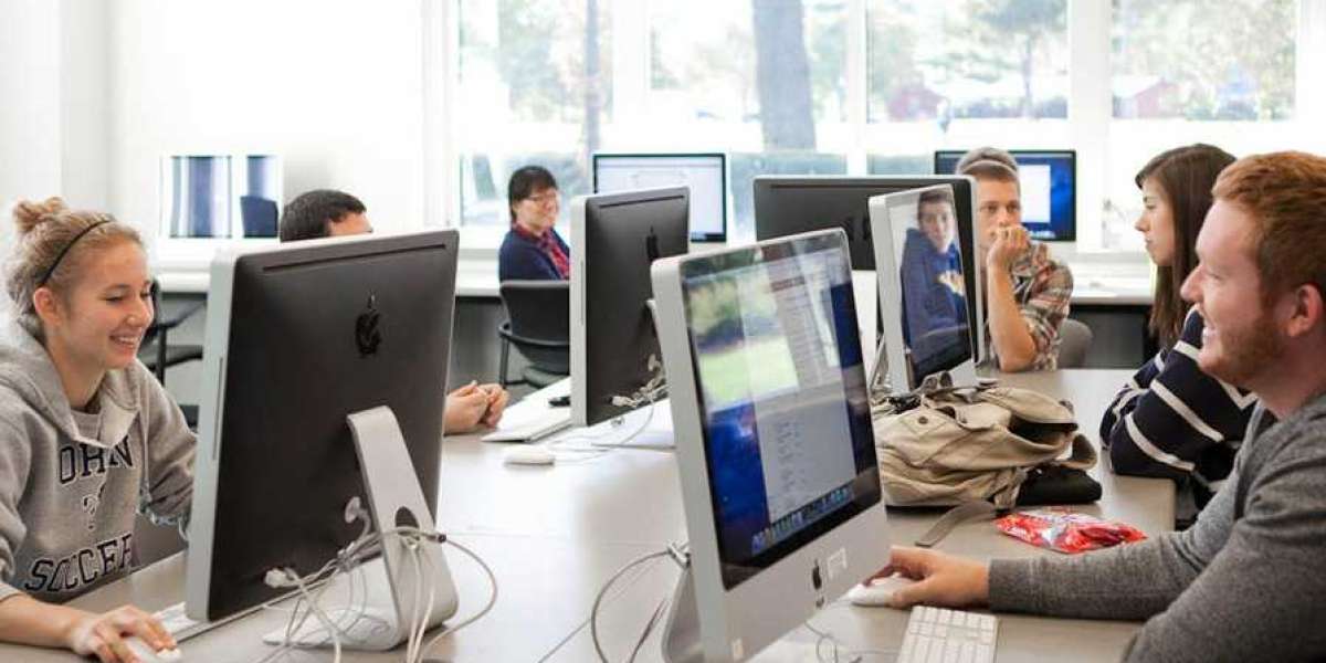 MS Management Specialization at Riphah International University in Islamabad for Career Advancement