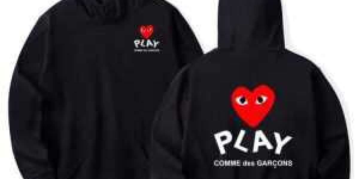 Comme des Garçons: Avant-Garde Fashion That Defies All Expectations