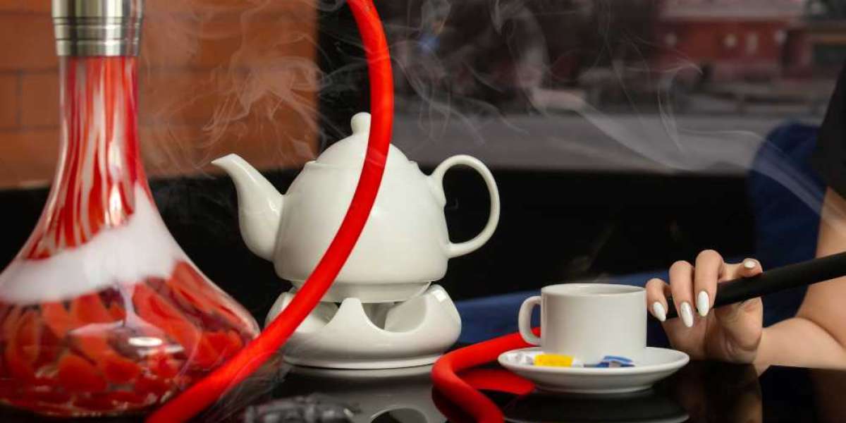 Elevating the Experience: Discovering the Best Smoking Utensils Bong & Soft Glass Pipes Bong