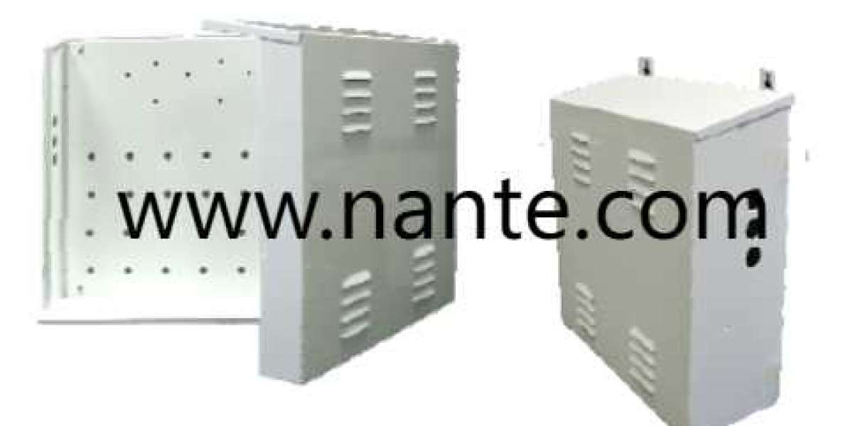 Streamline Workshop Wiring Using Distribution Socket Box