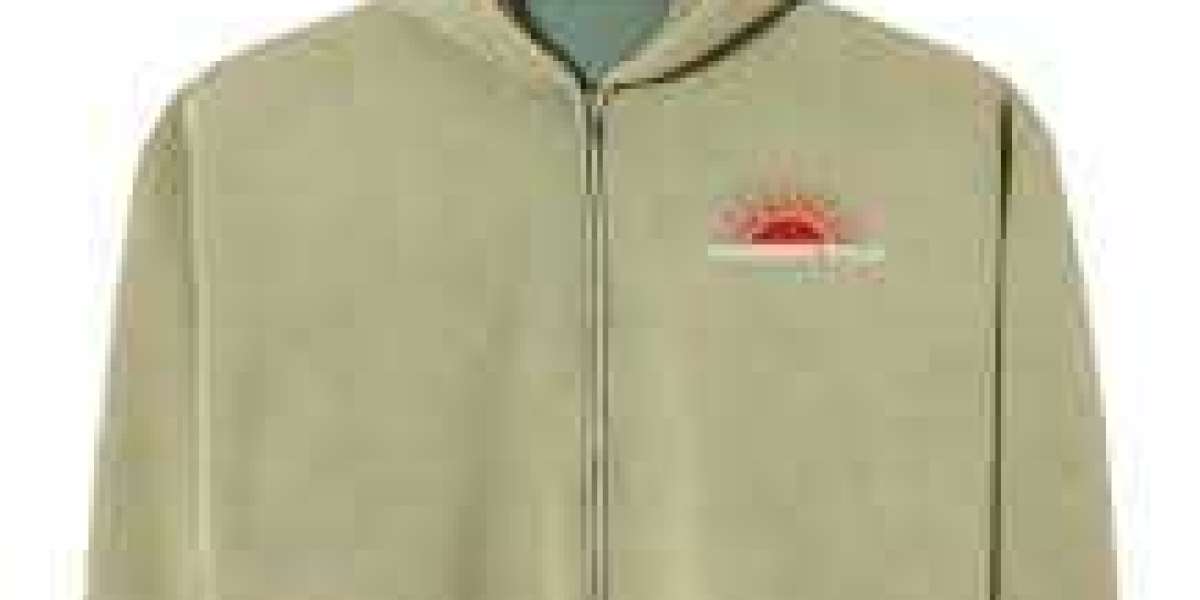 Raspberry Hills Hoodie: The Unfiltered Face of Urban Fashion