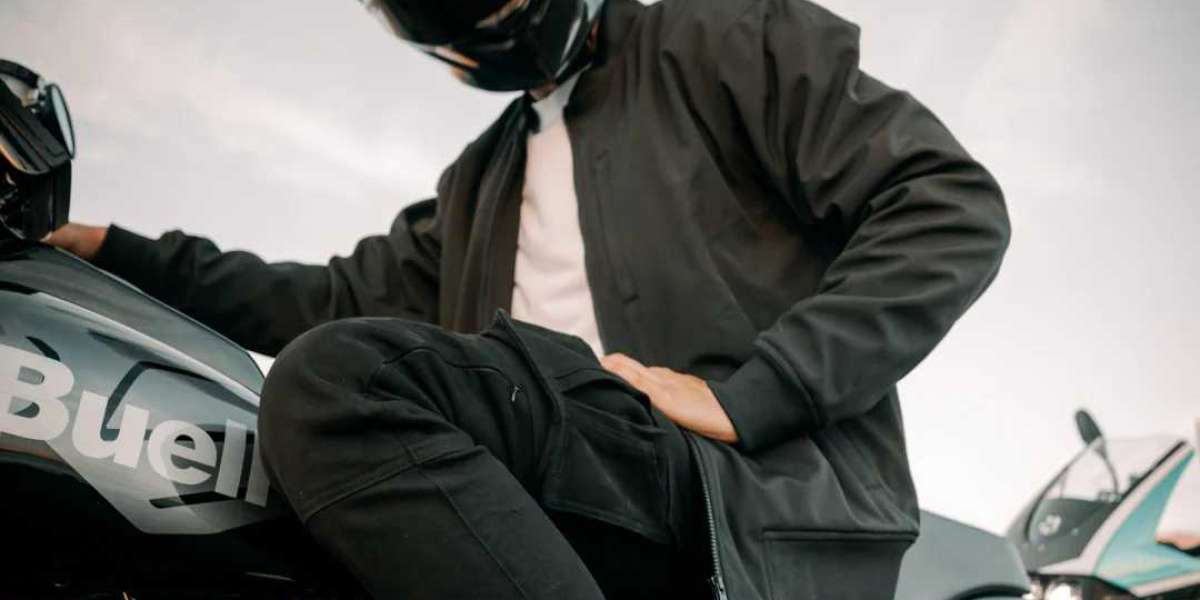 What’s Hot in Men’s Motorcycle Apparel Right Now? 7 Picks