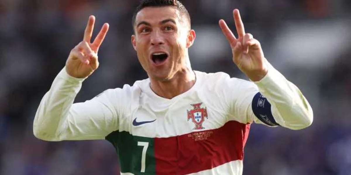 On the Rise: Football Stars to Watch