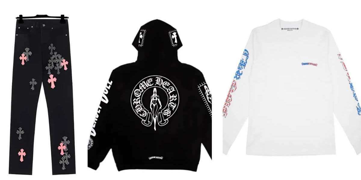 Chrome Hearts T-Shirt: Elevating Streetwear to Luxury Fashion