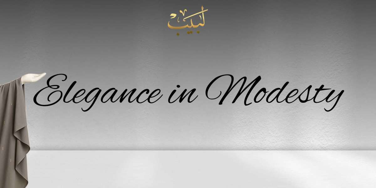 The Ultimate Abaya Guide: Styling Ideas and Smart Buying Tips