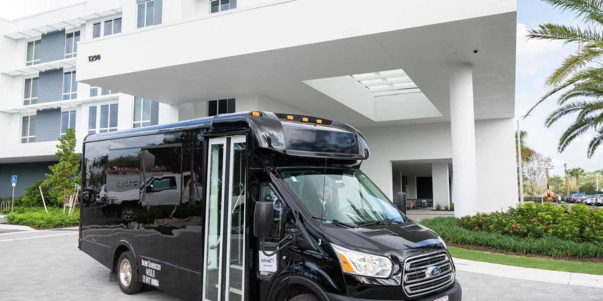 Shuttle Service in Tucson AZ | Luxury & Professional Rides
