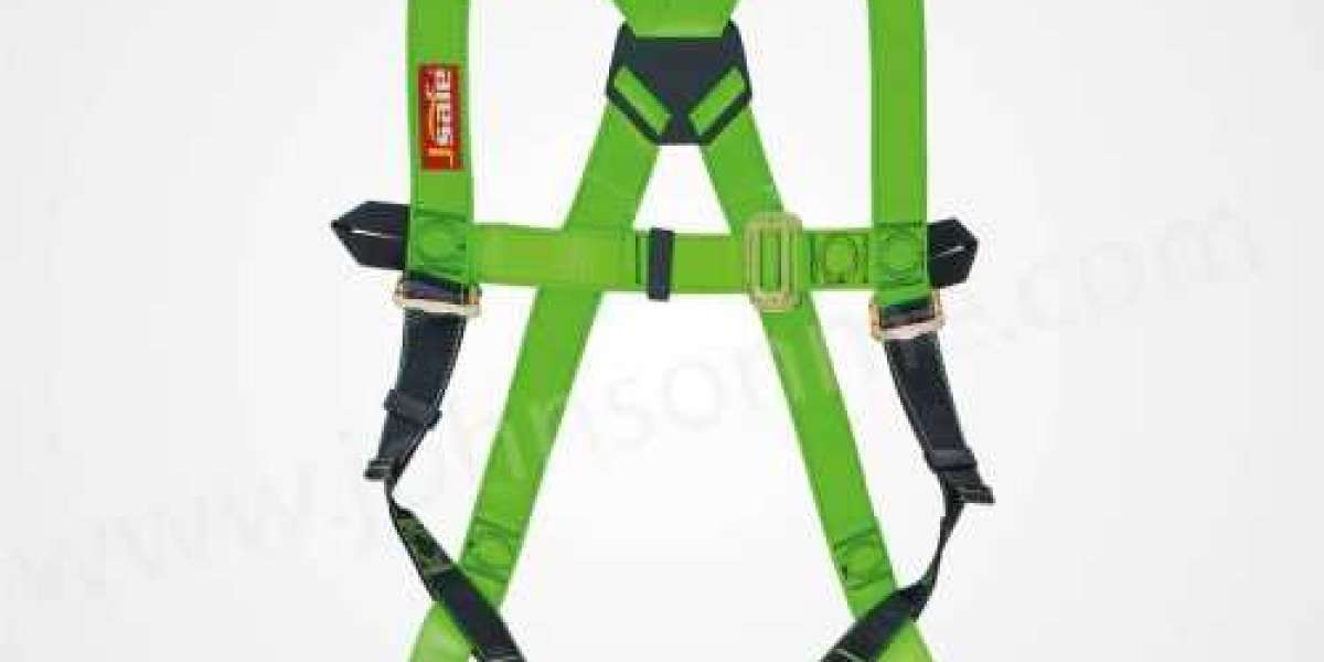 Importance of Safety Harness in Dubai’s Industrial Workplaces