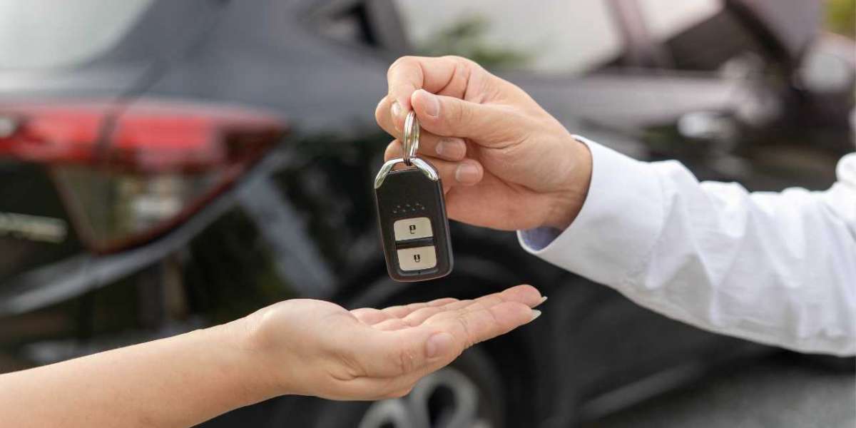 Where to Find Emergency Car Key Duplication Near Me in Dubai
