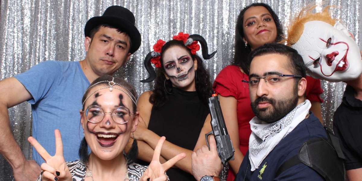 Photobooth Hire Sydney – Transform Your Event with Style and Fun
